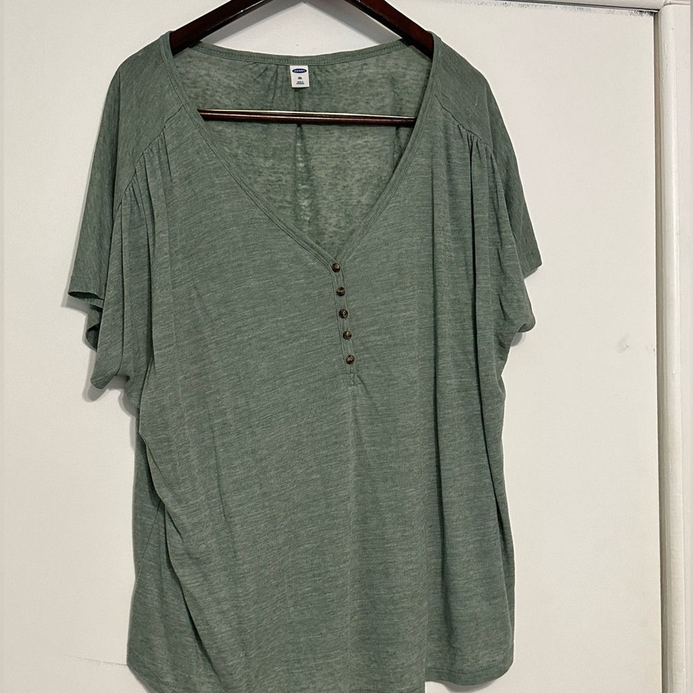 Old Navy XXL Sage Green Short-Sleeved Henley